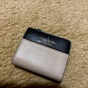 Kate Spade staci (color-block)small L-zip bifold wallet 
WLRO0121